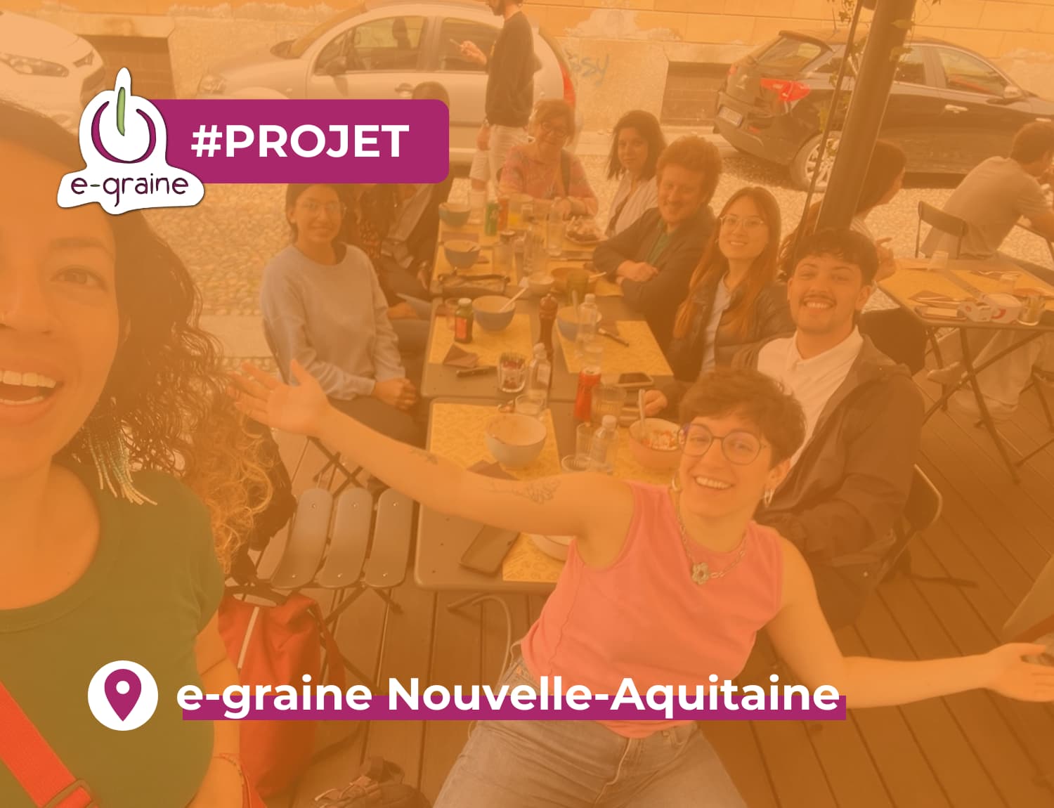 Groupe de participants testant des outils de suivi-évaluation du projet MEETT lors d’un atelier collaboratif