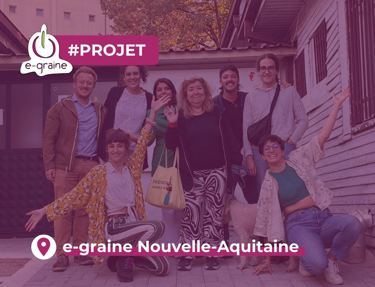 Groupe de participants testant des outils de suivi-évaluation du projet MEETT lors d’un atelier collaboratif
